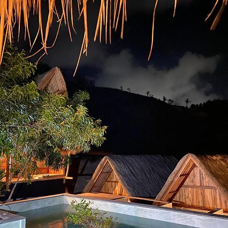 Sky Mountain Views Hotel Kuta  Exterior photo